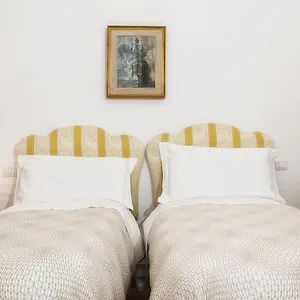 Gini Bed & Breakfast Pisa