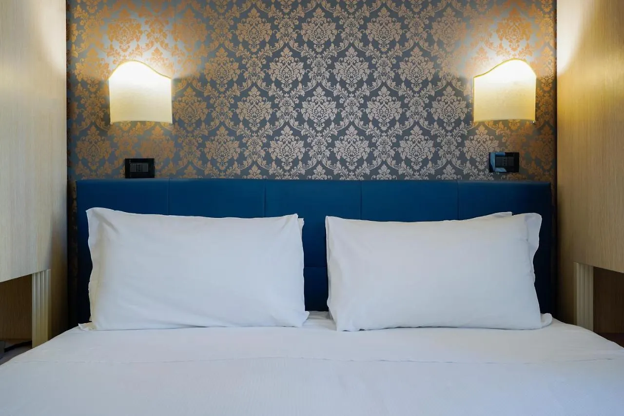 ***  Hotel Panizza Milan Italy